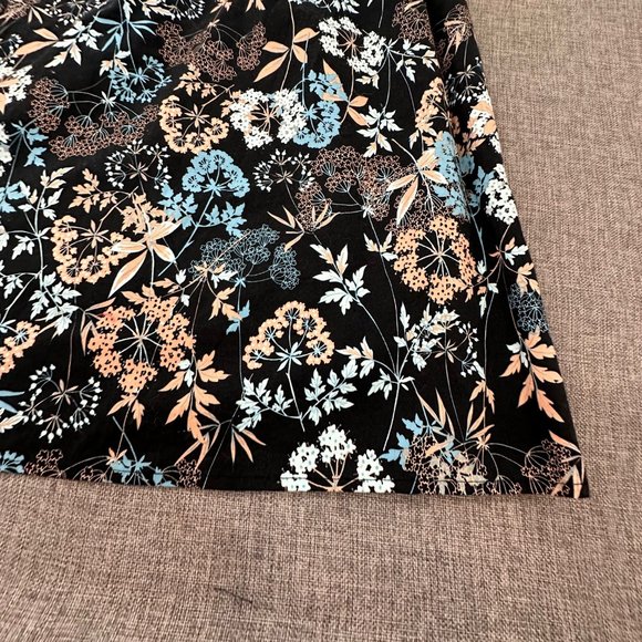 Brand New!‎ a.n.a a new approach Floral Dress Puffy Short Sleeves Small MSRP $60 - Picture 4 of 15